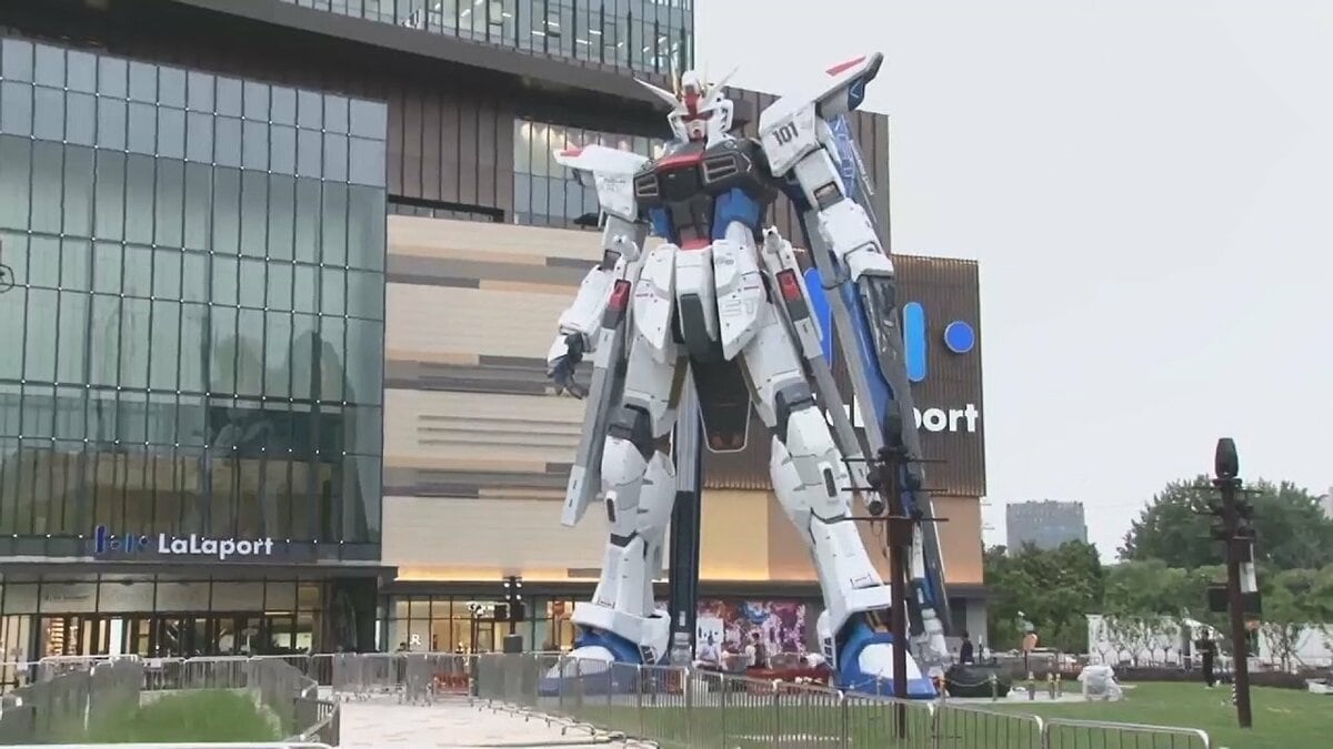 上海で 等身大ガンダム が 起動 日本のアニメが全世界での集客の目玉コンテンツに Br