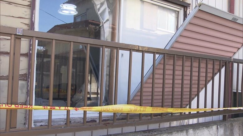 現金200万円奪い逃走...“外国人”男2人が窓から侵入刃物突きつけ 就寝中のスリランカ人男性が目にけが 茨城・古河市|FNNプライムオンライン