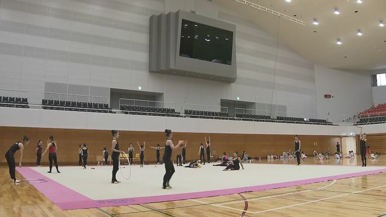 フェアリージャパン快挙　高校2年・花村夏実選手も躍動　ダイナミックな演技で金メダルに貢献　所属クラブのコーチや選手も歓喜「飛び上がって喜んだ」「かっこよかった」｜FNNプライムオンライン