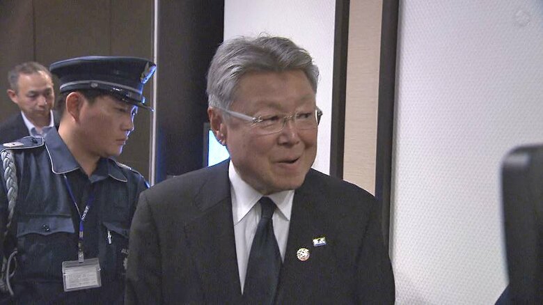 厳戒態勢…会場に警備員　幹部は説明を避け続け「退場」　ガソリン価格カルテル問題　公取委「組合幹部も事実上容認」　高見沢理事長らは説明責任を果たさぬまま辞任｜FNNプライムオンライン