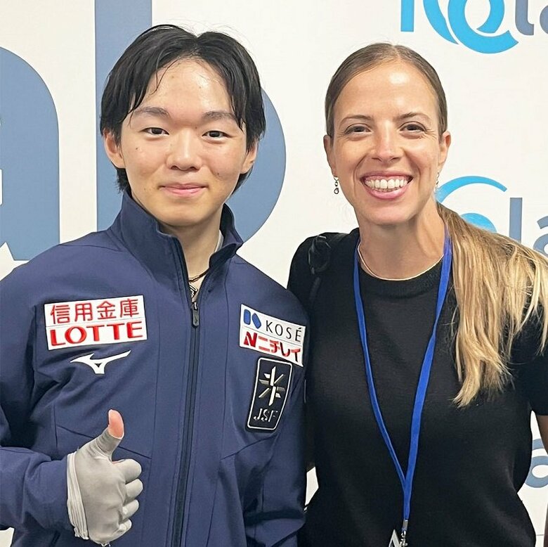 カロリナ・コストナーとタッグを組む鍵山優真
