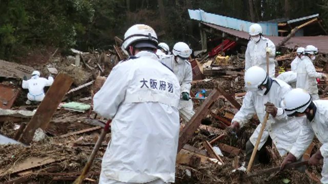 震災直後　大阪府警の活動（画像提供：福島県警察本部）