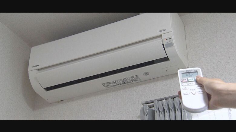 ・電高節夏（でんこうせっか・電光石火） 「電気代高騰が続き、節電が欠かせなかった」