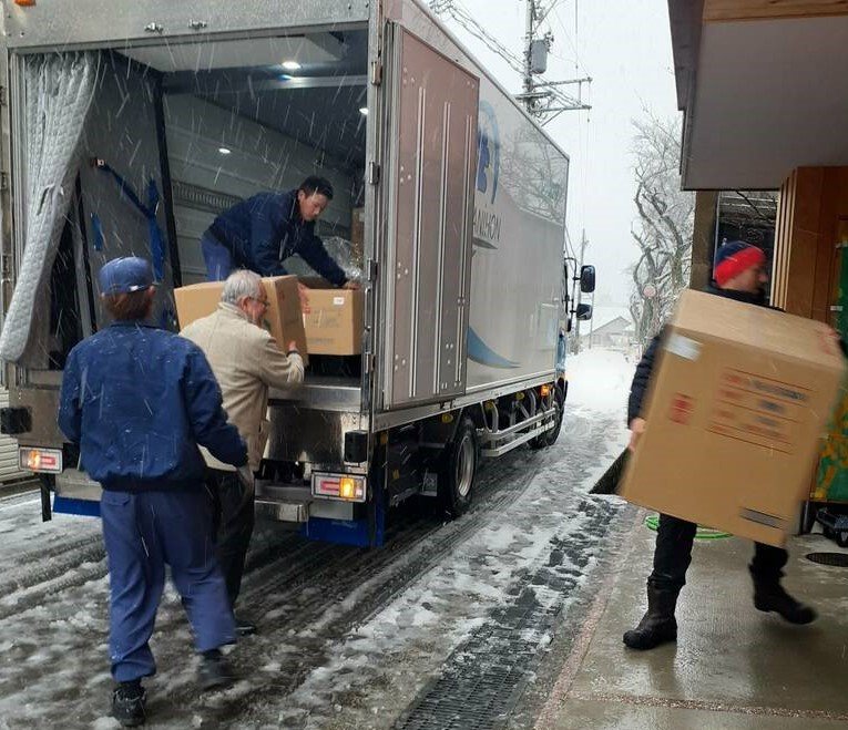 奥田さんらは能登半島地震の被災地で支援活動にあたっている