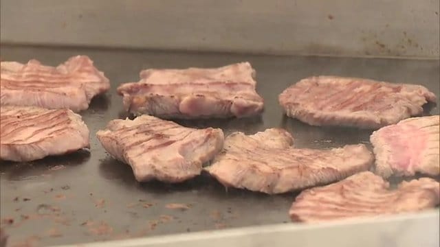 宮城県から牛タン