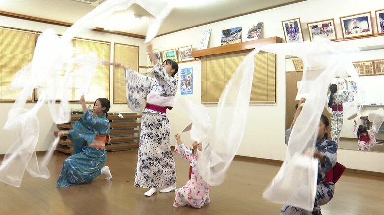 次の子供たちへと町の伝統をつなぐ