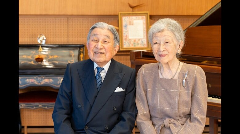 写真提供 宮内庁