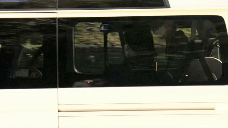 仙洞御所に戻られる上皇后美智子さま