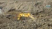 重機が次々沈む公園…救助に向かった3台目も “埋まる”原因は地盤の緩みか