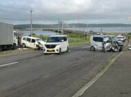 【速報】温根沼大橋で乗用車どうしが正面衝突…男女3人が搬送されるも全員意識あり＿警察が事故の原因調べる〈北海道根室市〉