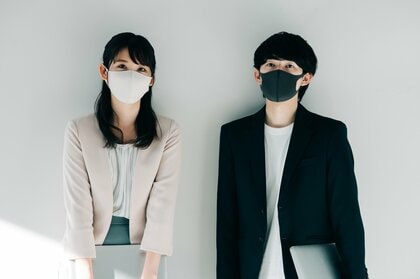 コロナ禍で「黒マスクはダサい」の印象が変化? “マスクの色”に関する調査で判明…理由を教授に聞いた