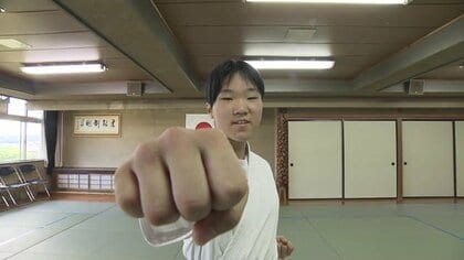 強力パンチに「痛い…勘弁して」指導者もタジタジ　硬式空手で世界一を目指す空手少女　小学6年生・内海桜月さん【福島発】