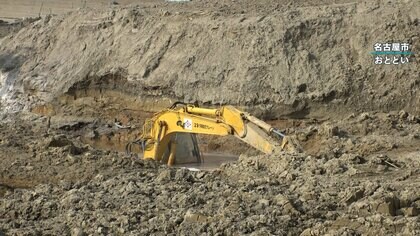 重機が次々沈む公園…救助に向かった3台目も　“埋まる”原因は地盤の緩みか