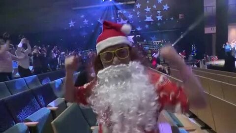 体と心を元気にして復興へ！子供も高齢者も一緒にダンス