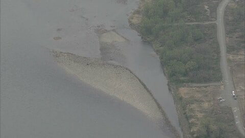 新潟・信濃川で発見の遺体は行方不明の女子中学生　目立った外傷なし　川に転落したか