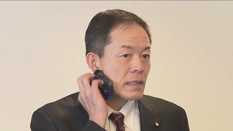 「全く無自覚…抜本的に変えていかないと」　職員にも“パワハラ”汗かき謝罪　吉幾三氏に機内の態度を指摘された議員｜FNNプライムオンライン