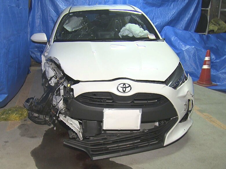 未明のバスレーンで単独事故…レンタカーでバス停等に衝突し車放置し大ケガした妻と逃走か 26歳男逮捕｜FNNプライムオンライン