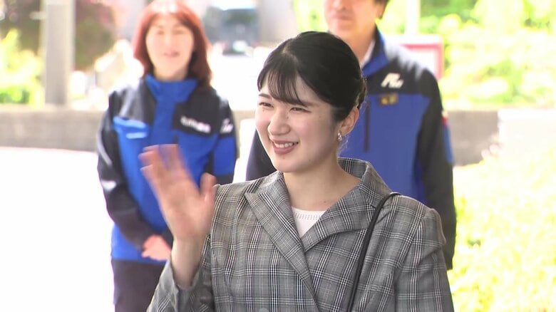 【速報】愛子さまチェックのジャケット姿で能登被災地「道の駅」へ　被災店舗の仮設商店街を視察　店主の声に丁寧に耳を傾けられ　訪問２日目｜FNNプライムオンライン