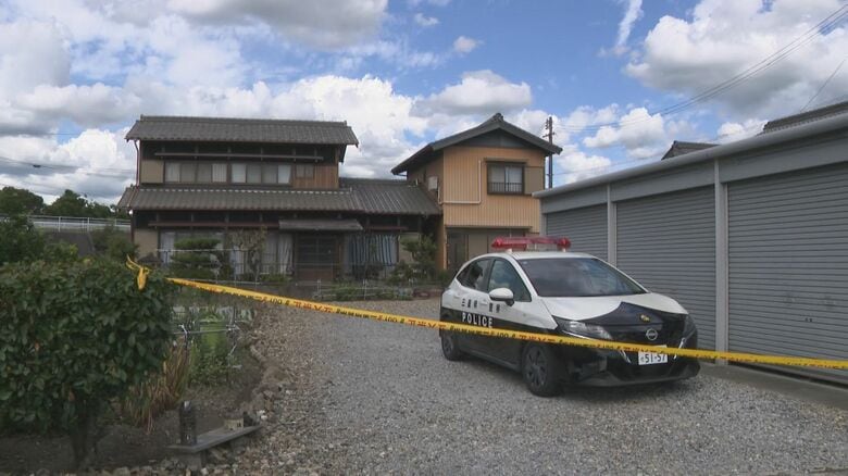住宅で住人の親子2人が死亡…長男を殺害した父親が自殺図ったか 長男は2階で出血 父親は車庫で首吊った状態｜FNNプライムオンライン
