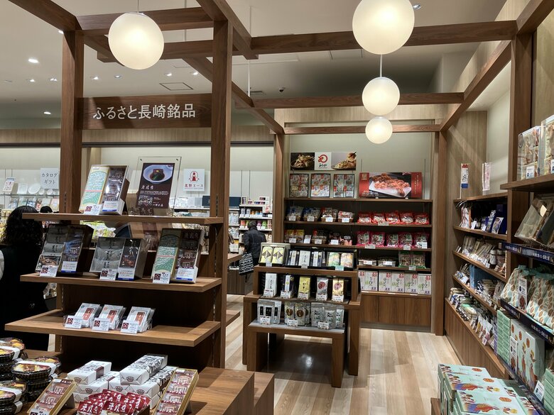 長崎銘菓が並ぶ