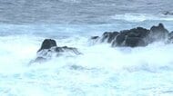 【中継】台風25号接近の八丈島で雨風強まる　フェリー・航空便欠航、観光客は予定前倒しで帰路へ　被害拡大に懸念