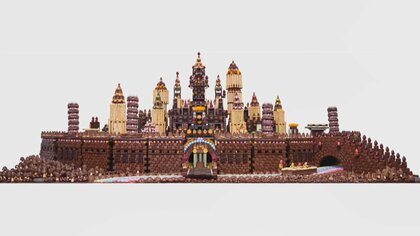 27万円の“お菓子の城”が登場！「アポロ」や「たけのこの里」がいっぱい…高さは70cm　明治が限定販売