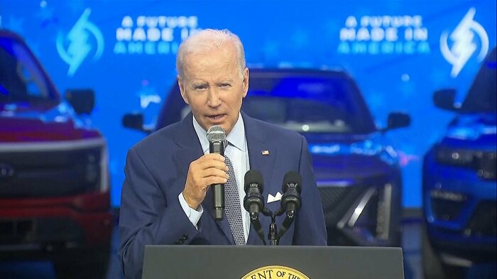 「全米に充電施設を建設するために75億ドルを投資する 」とアピールしていたバイデン大統領(2022年9月)