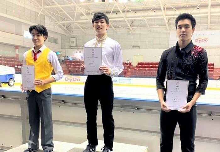 シニア男子の表彰台