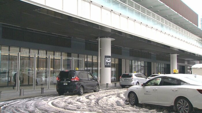 タクシー乗り場（新潟駅万代広場）