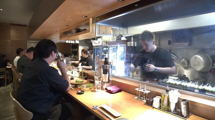 秋田市南通にある「比内地鶏串 Sot l'y laisse」