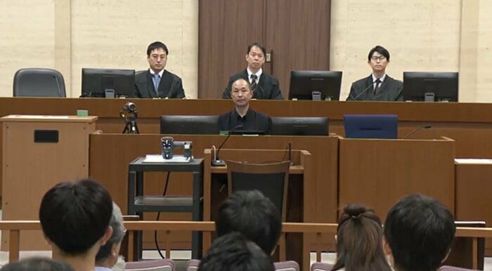 2025年8月25日 初公判の廷内