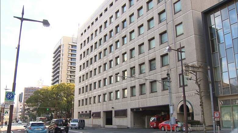 無免許運転で3回の緊急走行も…逮捕された消防士について所属先が明らかに　免停中に計9回にわたって消防車を運転　職場には”失くした”はずの免許証を提示｜FNNプライムオンライン