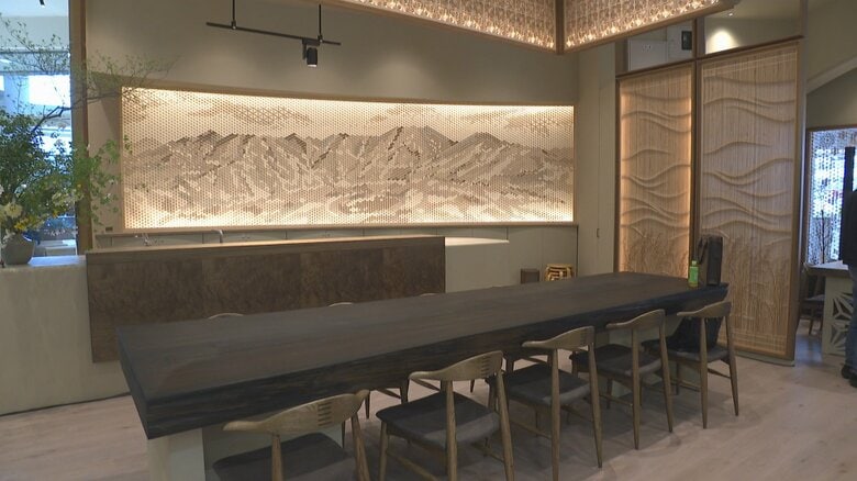 富山駅前に木工技術「組子」の体験施設「組子座」が完成、15日グランドオープン　2000円から体験できるワークショップも｜FNNプライムオンライン