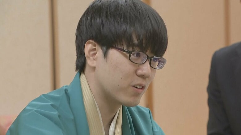 富山出身・服部慎一郎七段は黒星スタート　藤井聡太棋聖が99手で制す　棋聖戦第一局　第二局は6月19日｜FNNプライムオンライン