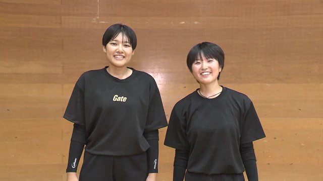 高野愛菜選手（左）と舟山葵選手（右）