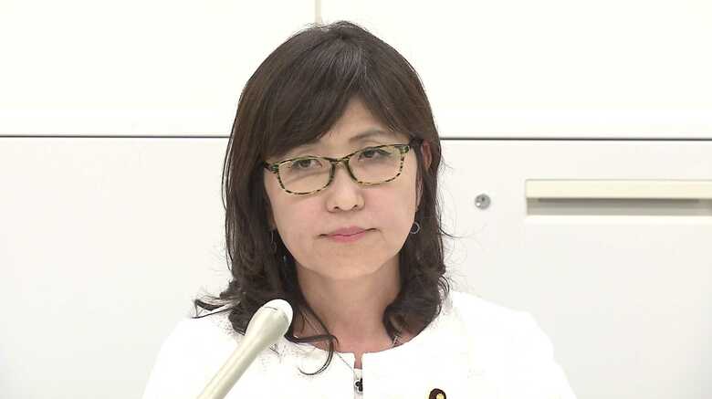 稲田朋美氏