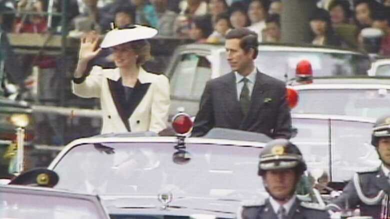 オープンカーでパレード　1986年5月港区で