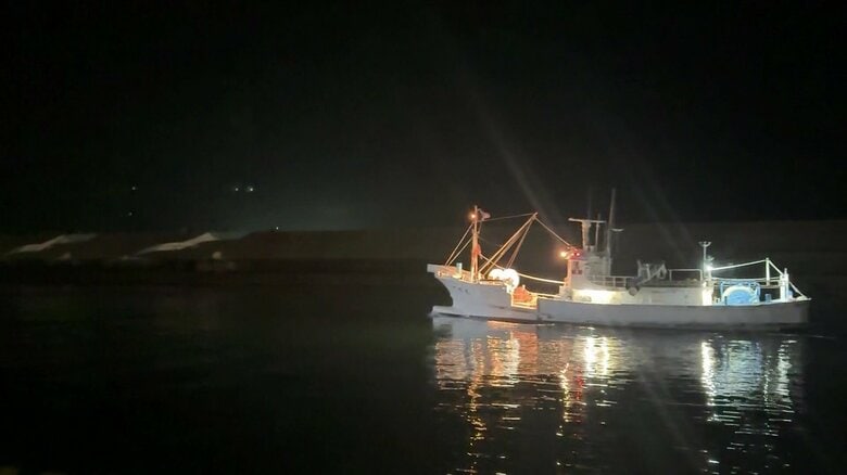 午前3時半に越前漁港を出港