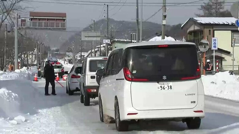 立ち往生は、15日午前8時半頃にほぼ解消（写真は午前9時半頃）