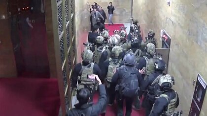 韓国与党代表が尹錫悦大統領に離党要求「戒厳令」国民と隔たり…弾劾訴追案の採決は7日で調整　兵士が国会に侵入する映像公開