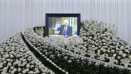 加藤一二三さんお別れの会　藤井聡太六冠らも参列