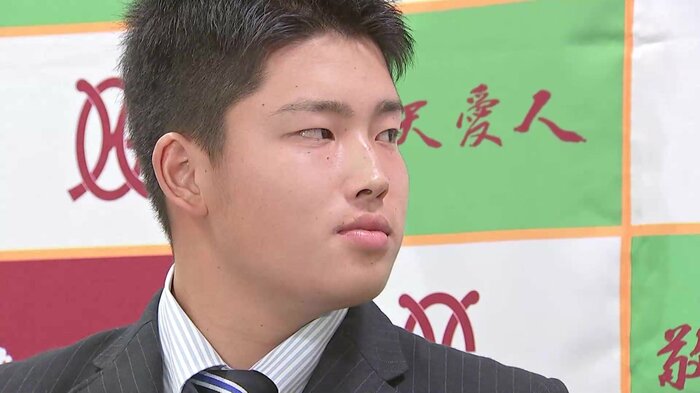 ヤクルトからドラフト1位指名