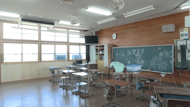 工事が終わり、冷房効率がアップした教室