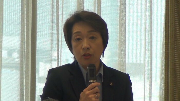 会合には、共同代表の一人である橋本氏も出席