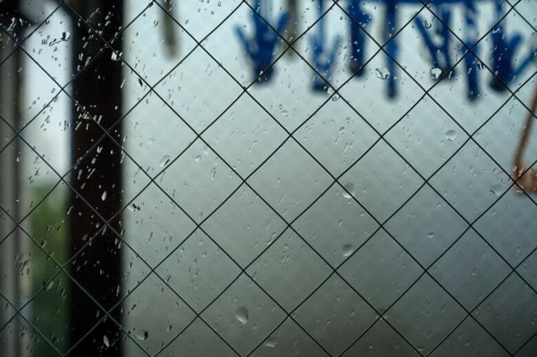 雨が続く梅雨・・・洗濯や自宅のジメジメ感に悩み！スッキリ収納で悩み解決
