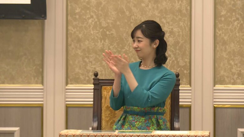 小室眞子さんから引き継いだ式典に眞子さんから引き継いだ衣装でご出席