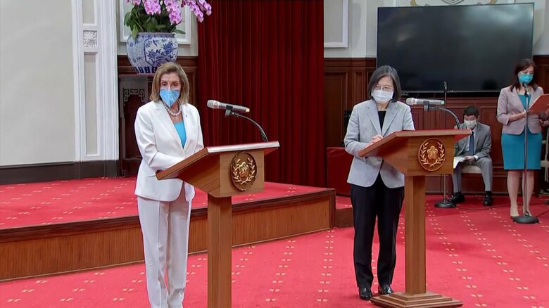 蔡英文総統と共同記者会見に臨んだペロシ下院議長 （2022年8月3日・台北）