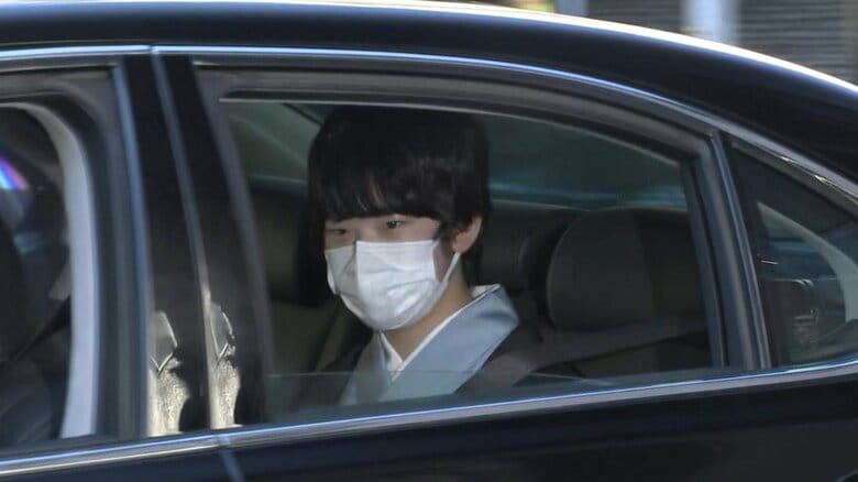 水色の和風姿の悠仁さま（2022年1月1日）