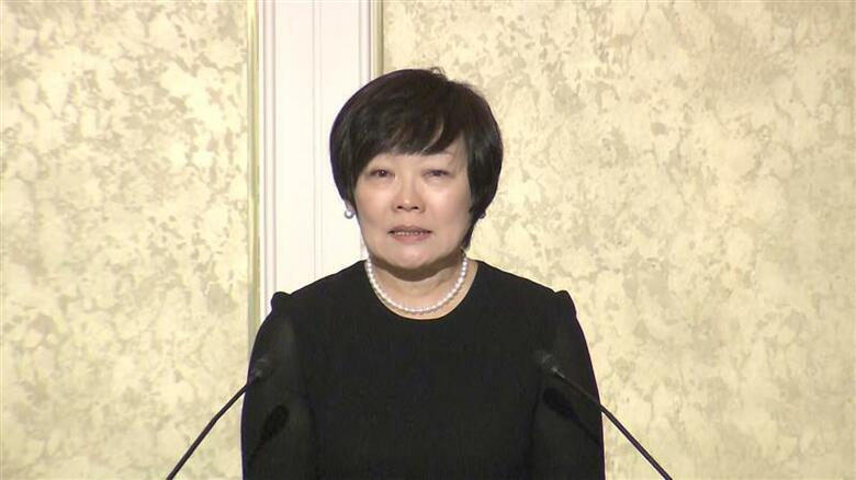 安倍元首相の追悼集会で涙ぐむ昭恵夫人（8日午後 都内）