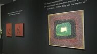 草間彌生さんの未公開作品 オークション前にアメリカで一般公開